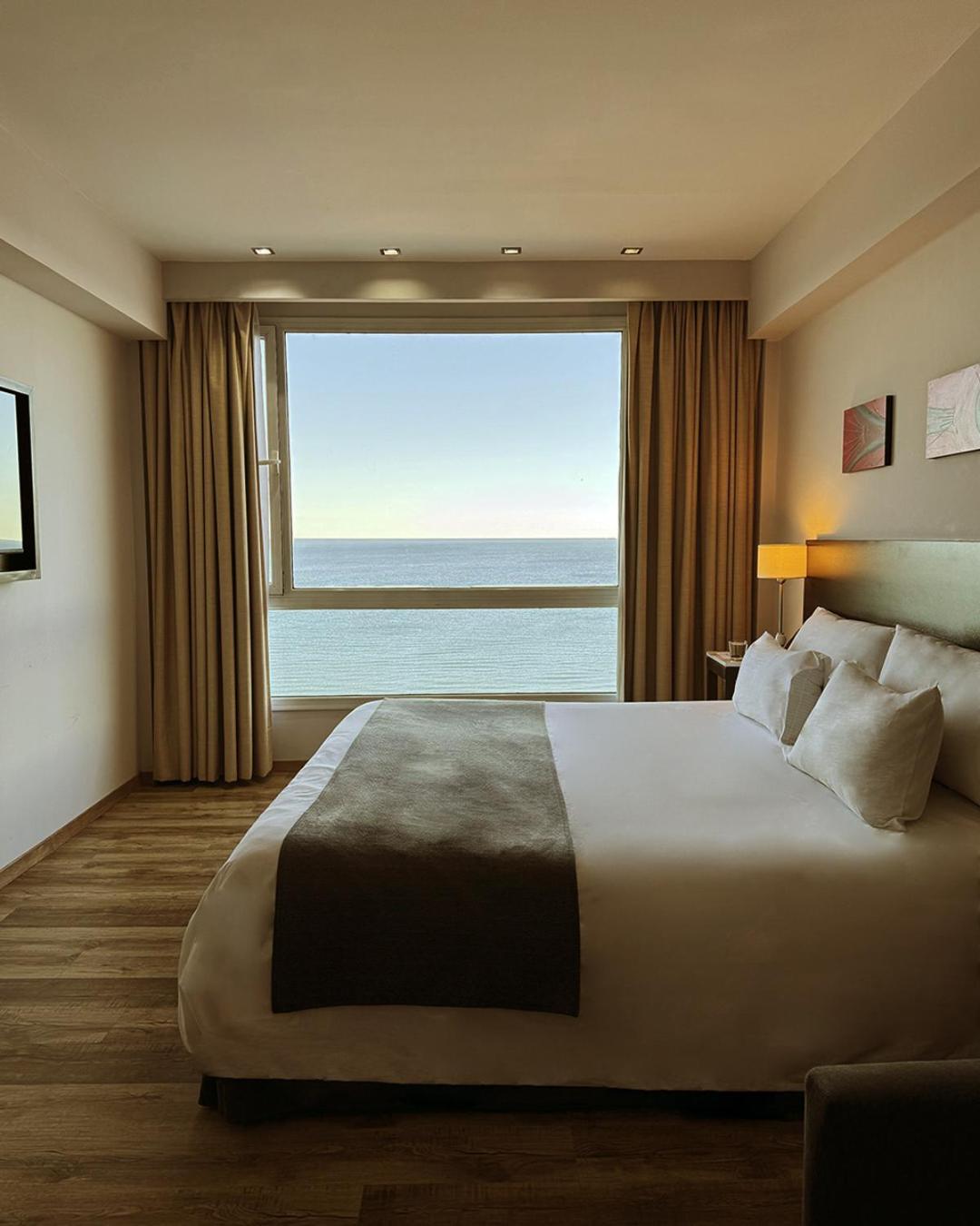 Hotel Dazzler by Wyndham Puerto Madryn Exterior foto